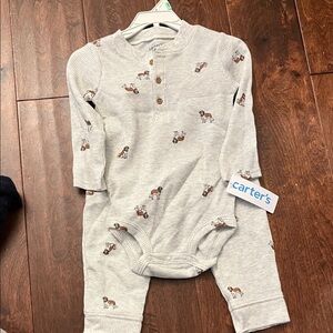 Carter's Light Gray Romper with Dog Pattern 18 months
